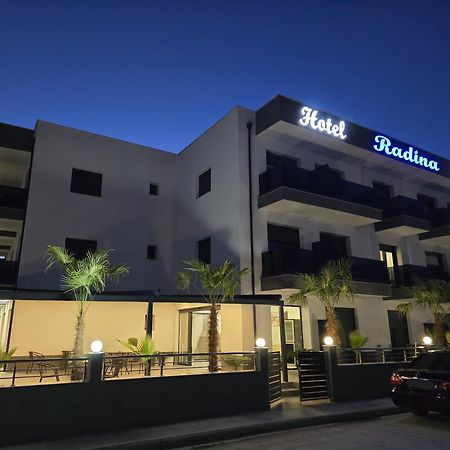 Radina Family Aparthotel Kallithea  Bagian luar foto
