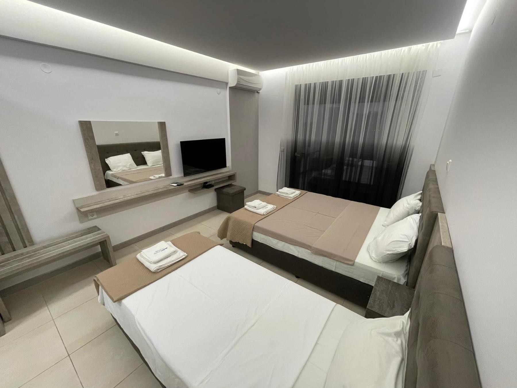 Radina Family Aparthotel Kallithea  Bagian luar foto